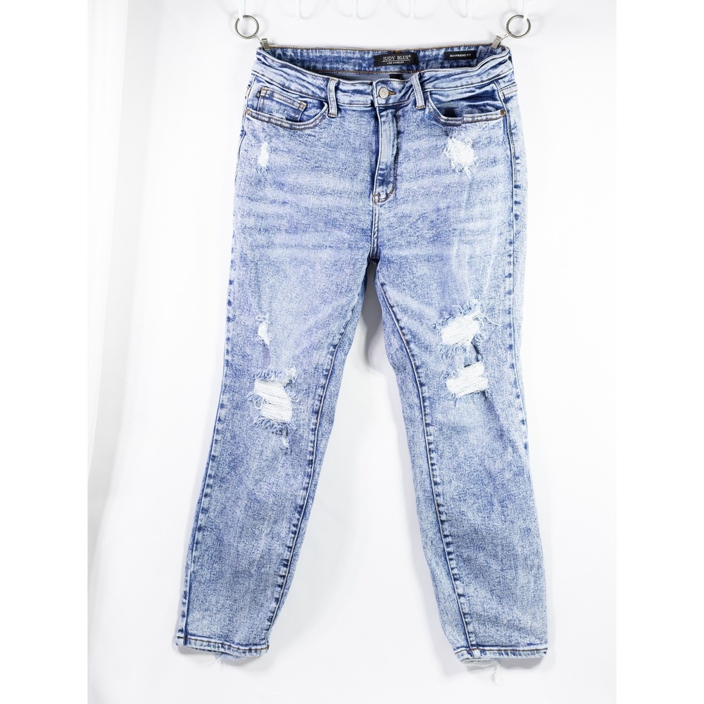 Judy Blue Boyfriend Fit Distressed Acid Wash Jeans Light Blue Size 13/31 JBB8281 - Picture 1 of 7